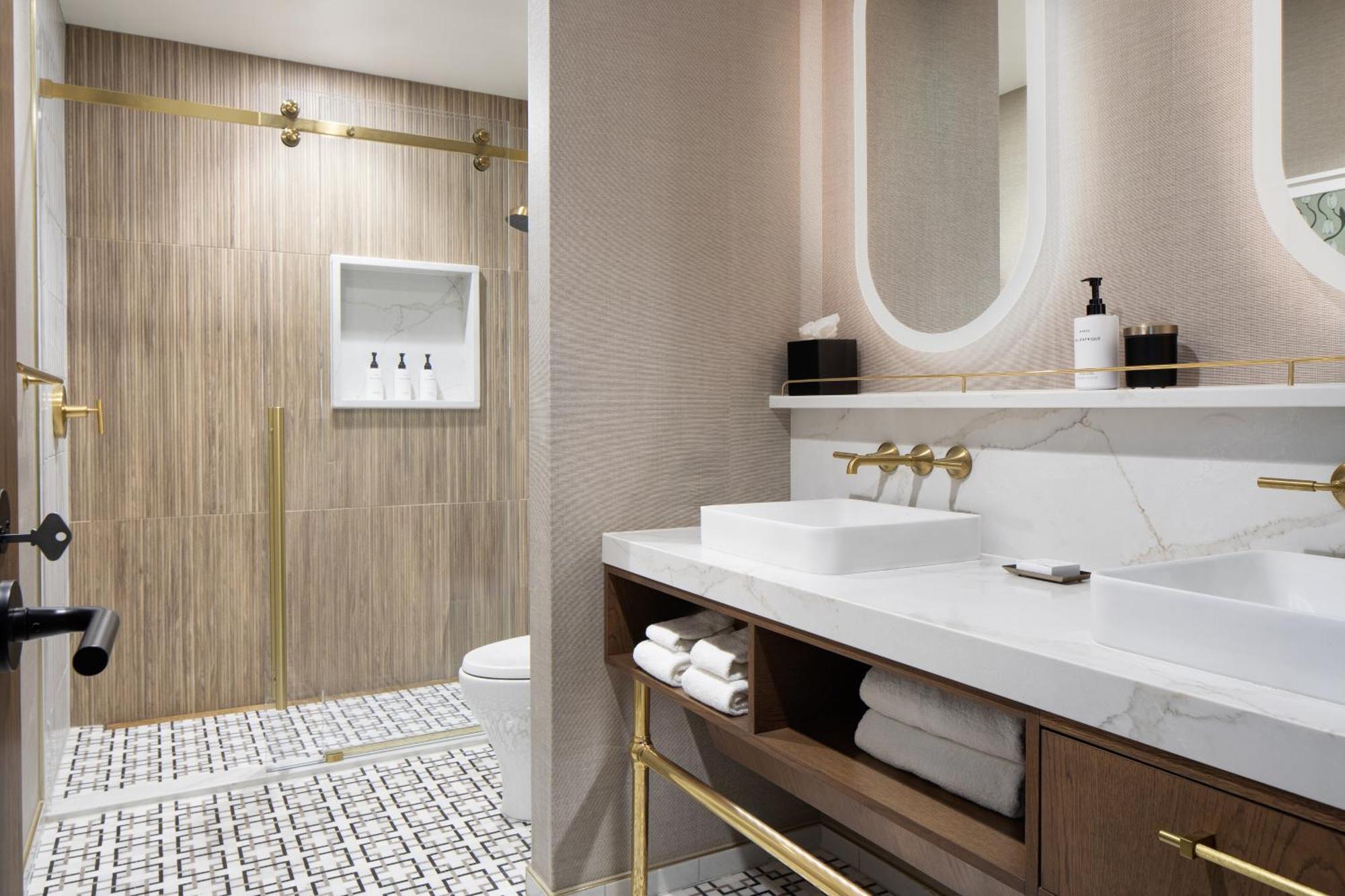 Ada Hotel Eksteriør billede