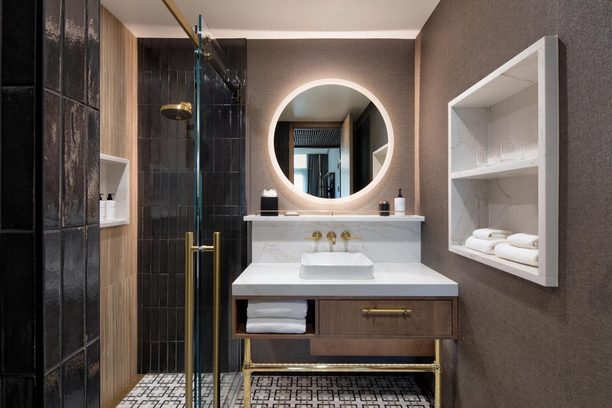 Ada Hotel Eksteriør billede